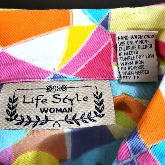 LifeStyle Colorful Butterfly Swirl Art Deco Blazer - Picture 9 of 9